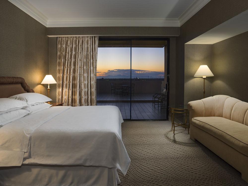 Sheraton Crescent Hotel Phoenix Eksteriør billede